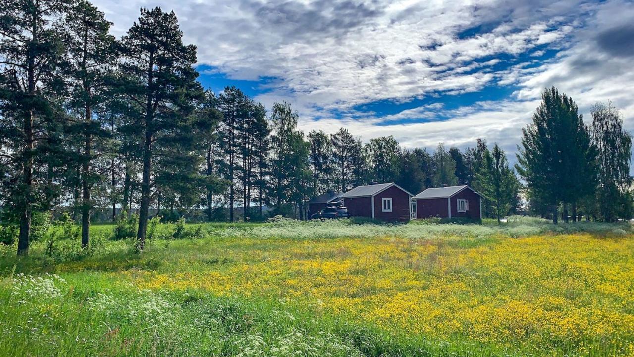 Ferienhaus Trollforsen & *